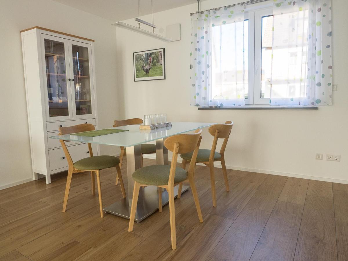 16Lilien Apartmentwohnung Waiblingen  Exteriör bild